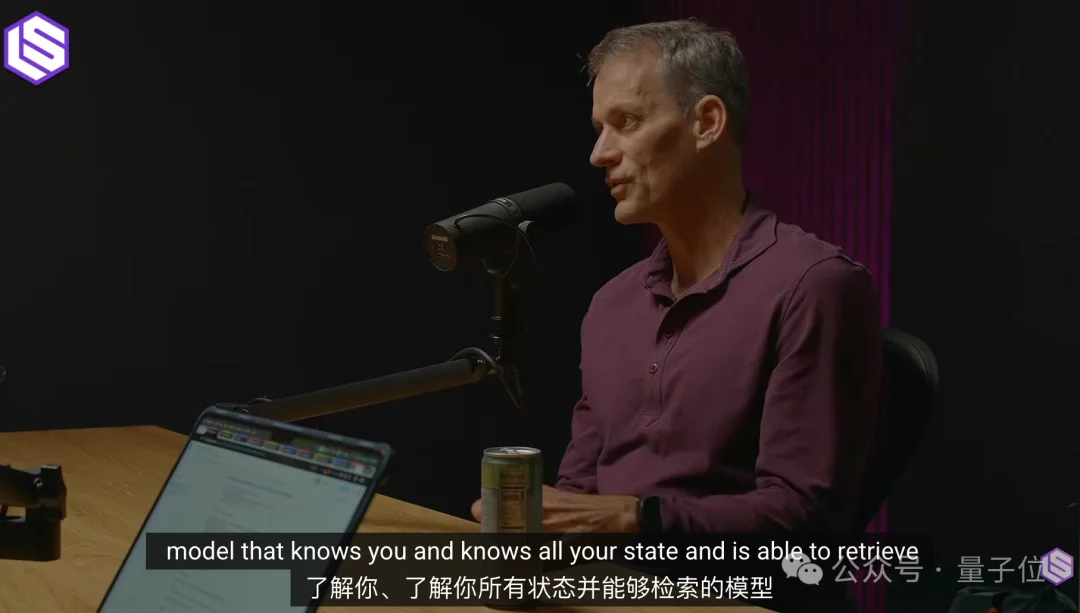 Jeff Dean最新访谈：未来开发者人均50个智能体，写需求成核心技能