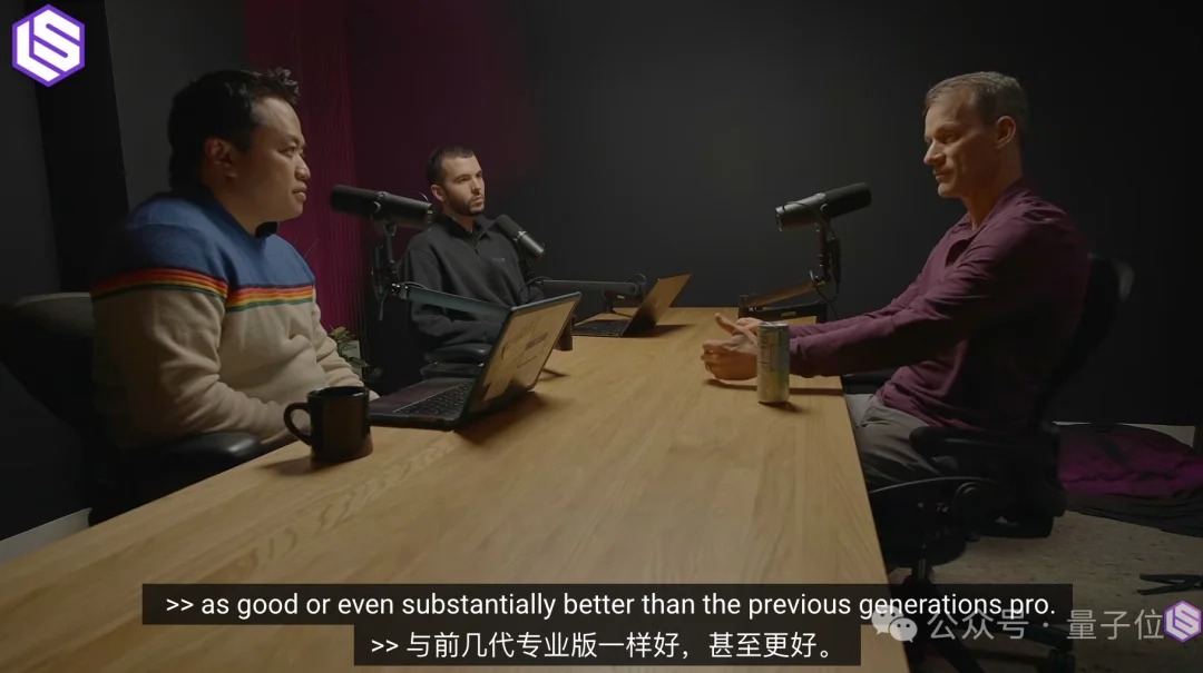 Jeff Dean最新访谈：未来开发者人均50个智能体，写需求成核心技能