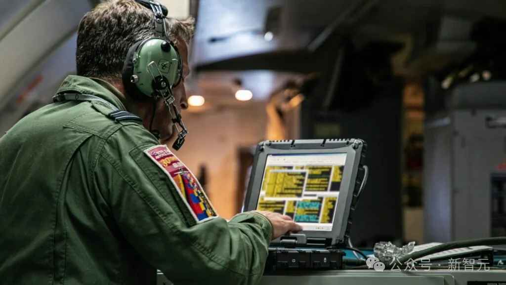 美军**AI猛料曝出！Claude24小时锁定伊朗1000个目标，战争彻底变天